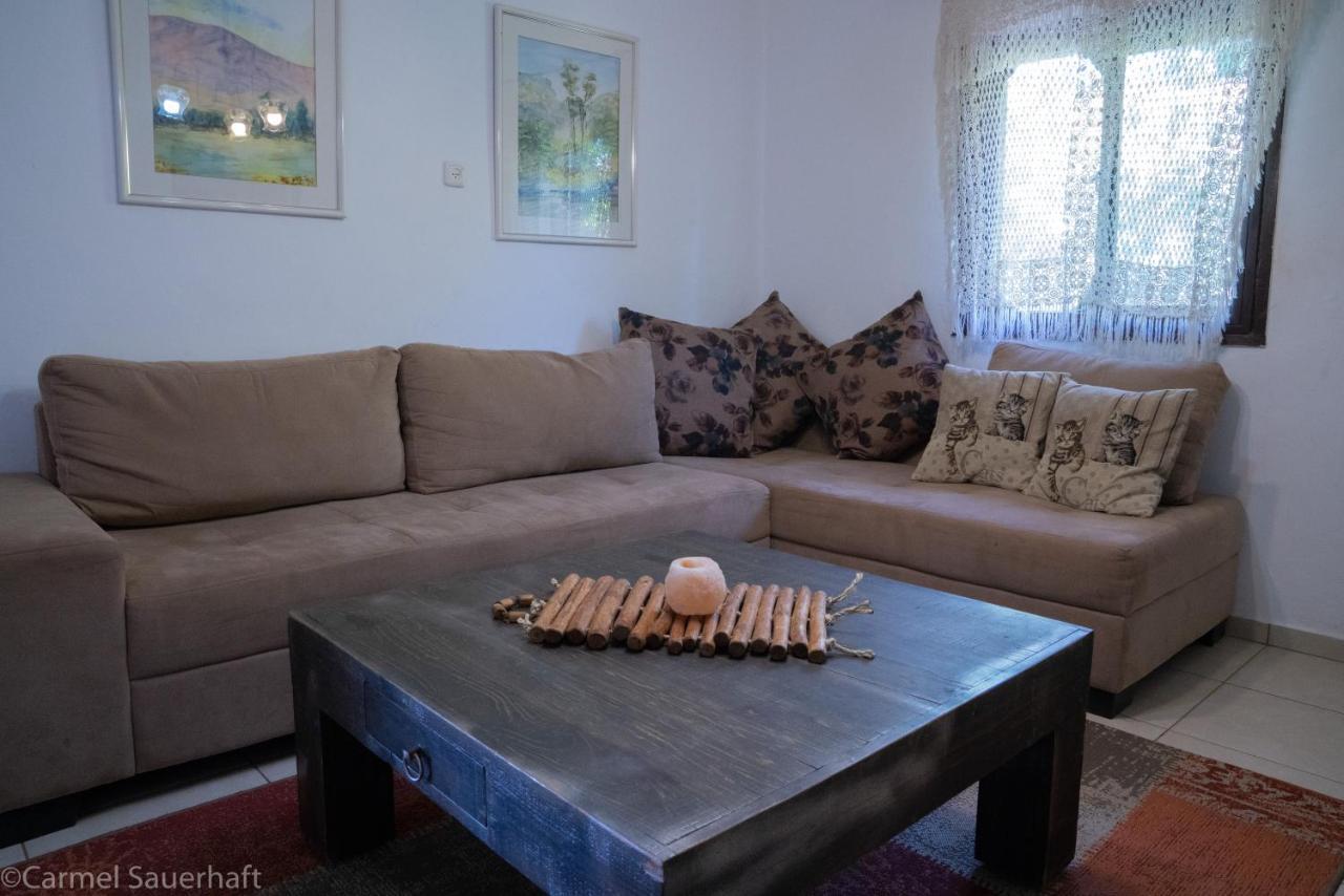 Beit Shapira Guest House Kefar Shammay Exterior photo